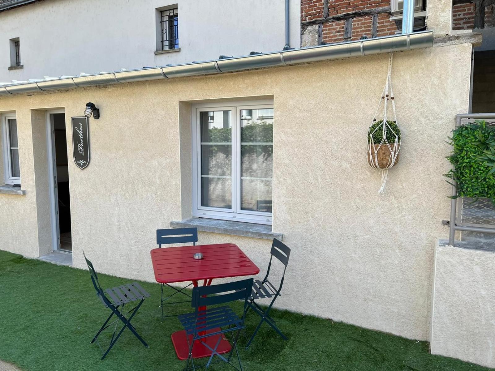 Le Gite Des 3 Mousquetaires Amboise Exterior foto